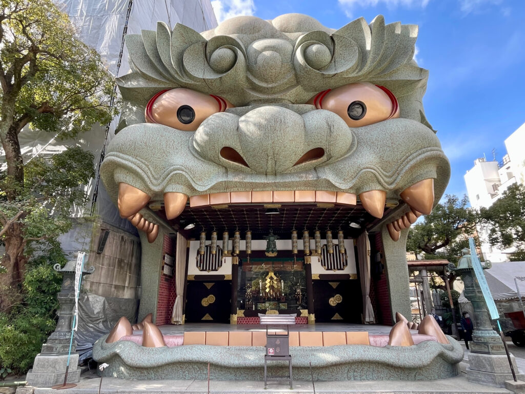 難波八坂神社の社殿